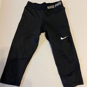 Girls Nike Pro Leggings